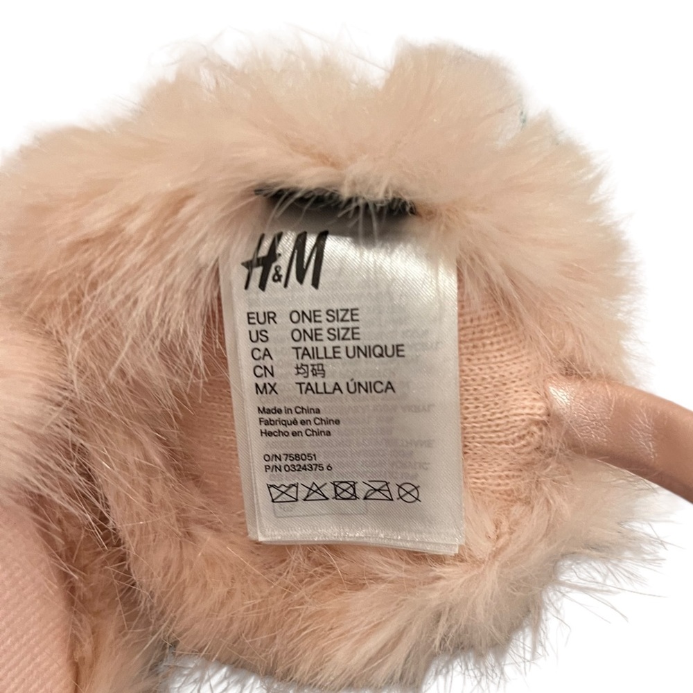 H & M pink mauve earmuffs never worn - Picture 3 of 3